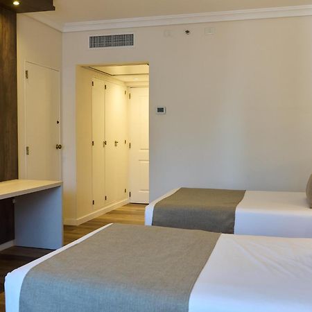 Hotel Dazzler by Wyndham Buenos Aires San Martin Exterior foto