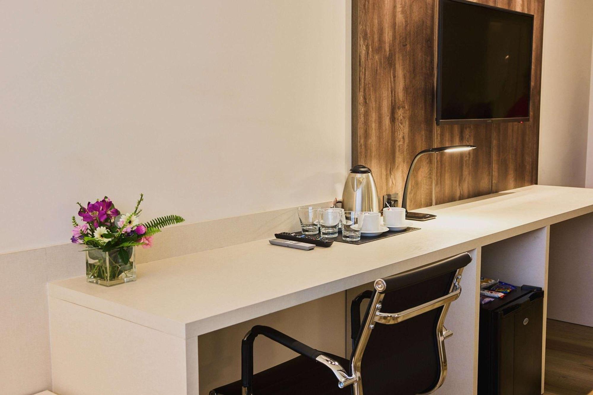 Hotel Dazzler by Wyndham Buenos Aires San Martin Exterior foto
